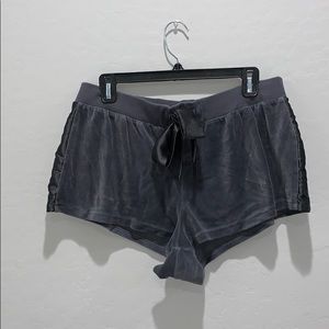 Velvet shorts